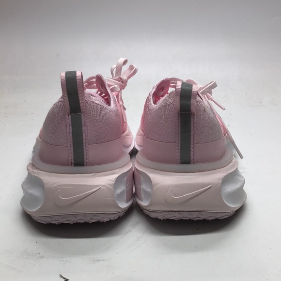 Women’s Nike ZoomX Invincible Run 3 Wide Pink/White NWOB - Picture 4 of 5